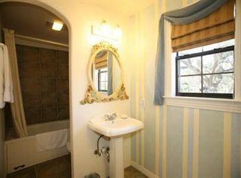 Creekhaven Inn & Spa Wimberley Esterno foto